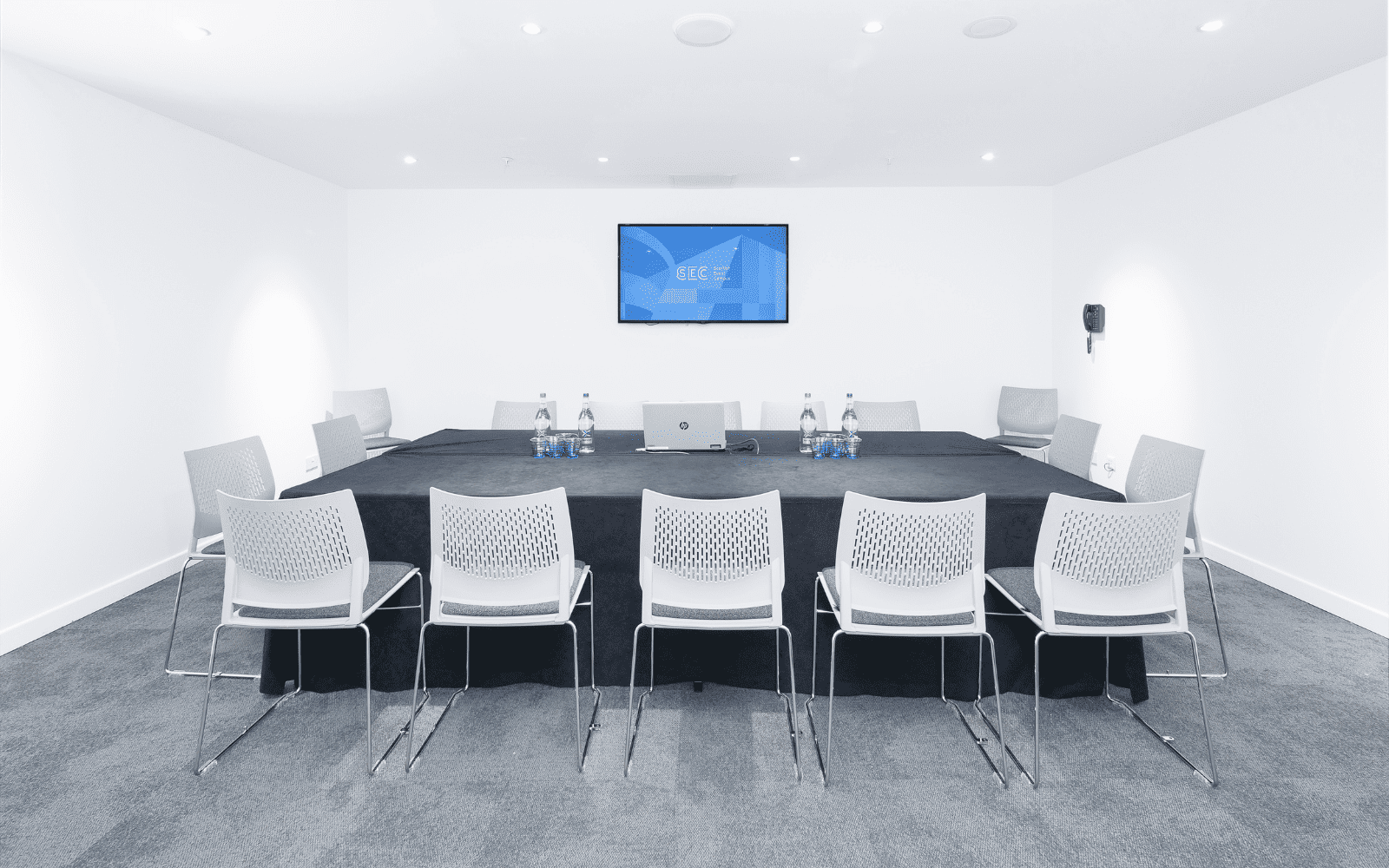 Fyne room with boardroom seating