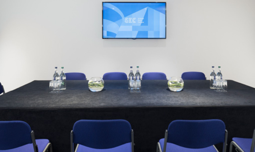 Image of Fyne with boardroom seating
